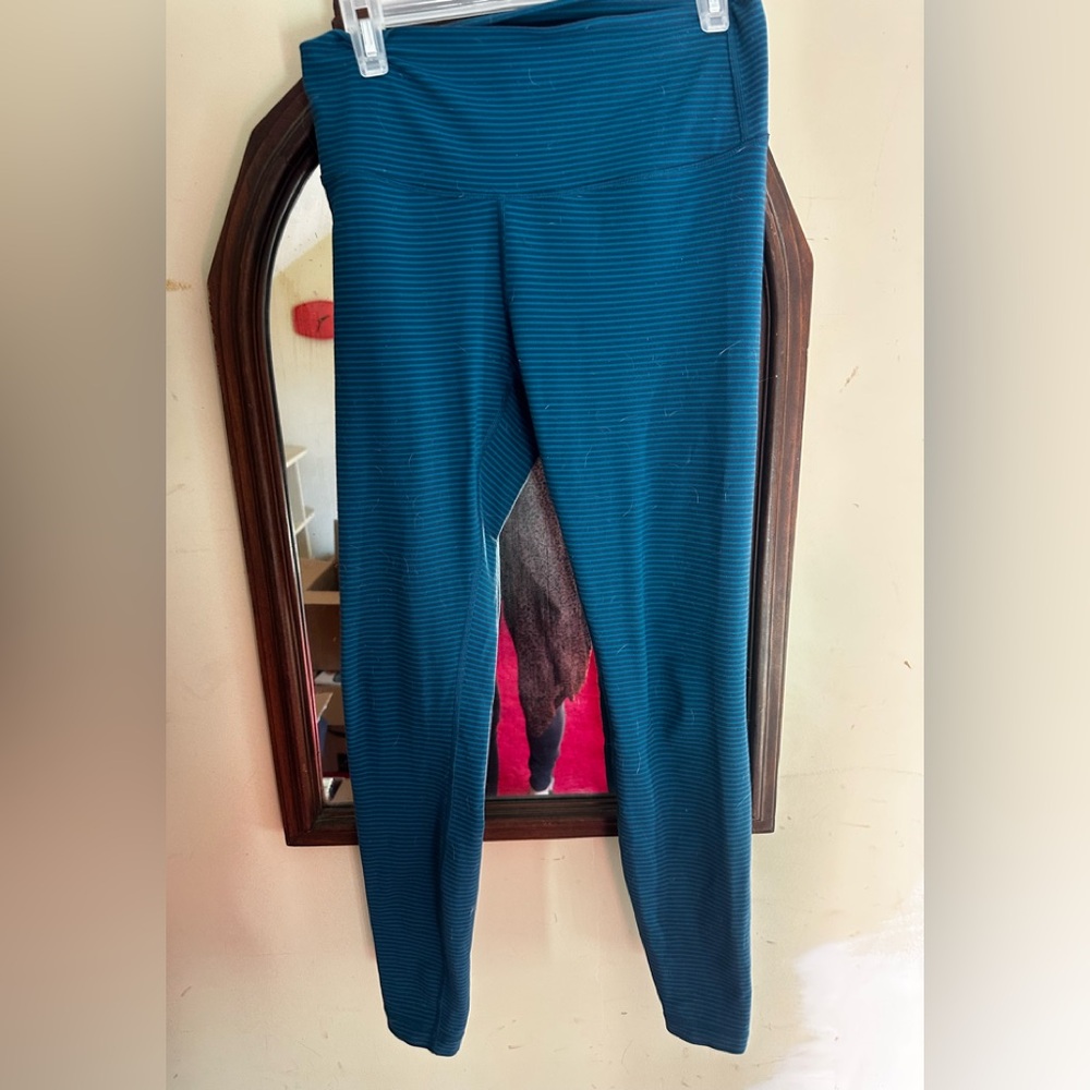lululemon athletica Teal and blue baby stripe cottony Leggings SZ 8 high waist